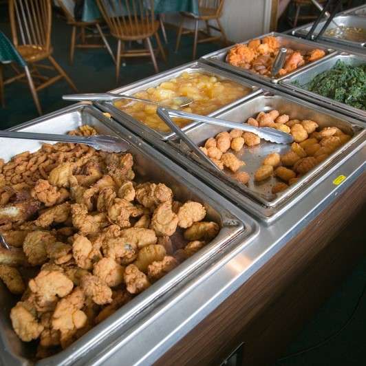 The One Thing You Should Never Do at a Buffet